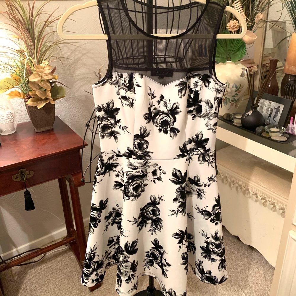 Trixxi Dress